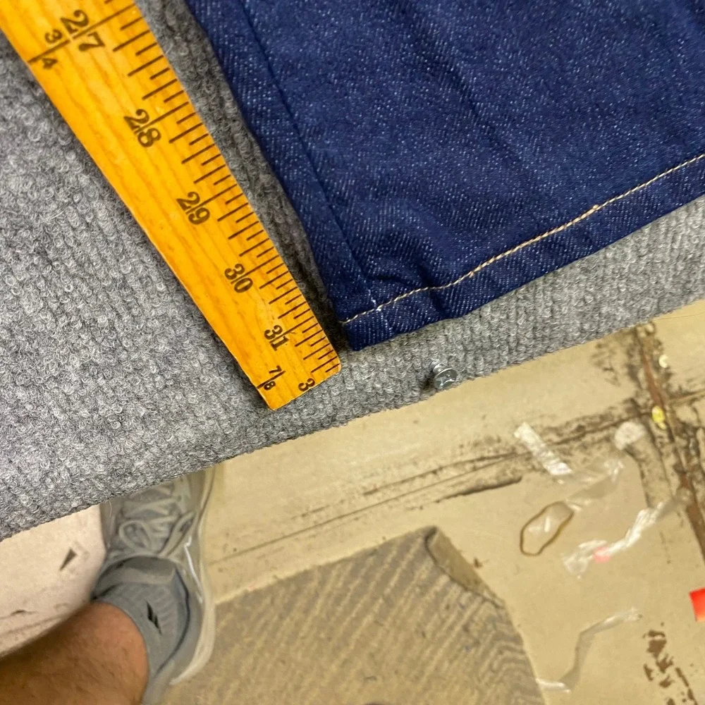 Vintage Wrangler Mens 42x32 Blue Straight‎ Leg Jeans Made in USA High Rise Denim